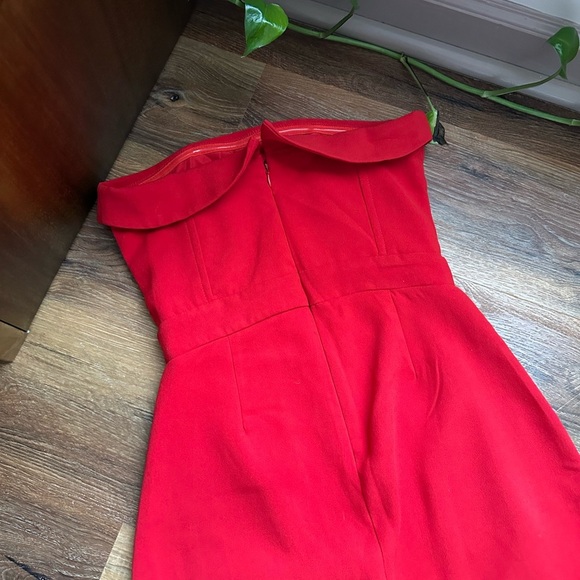 Cupcakes & Cashmere Vibrant Red Strapless Jumpsuit - Picture 7 of 9